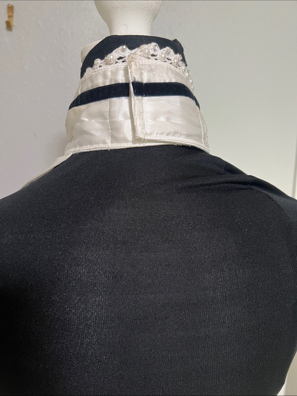 Stock Tie in Ivory Satin with Decorative Brooch and black ribbon - Picture 4 of 5